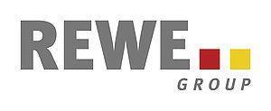 REWE Group Die REWE Group hat sich zum Ziel gesetzt, ihre Mitarbeiter, Lieferanten und Kunden für das Thema nachhaltigerer Palmölanbau zu sensibilisieren.