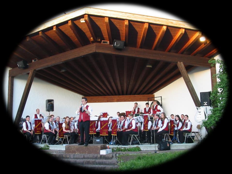 Alte Erinnerungen Die gute alte Zeit Im Jahr 2005 besuchte der Musikverein Im Rahmen einer Vereinstour die Musikkapelle Schwangau.