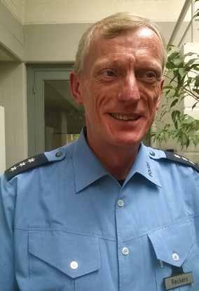 menschen in marienfelde menschen in marienfelde Kommissar Erhard Reckers Oft wird in der Öffentlichkeit geklagt, dass die Polizei nicht präsent genug auf den Straßen sei.