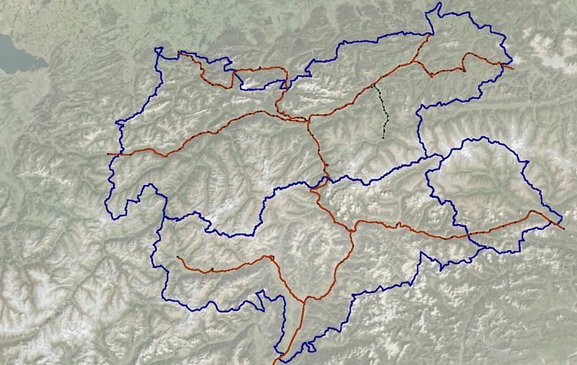 24,5 Mio. Fahrgäste*) Einwohner Tirol: 722.038 Einwohner Südtirol: 515.714 Fläche Tirol: Fläche Südtirol: 12.648 km² 7.