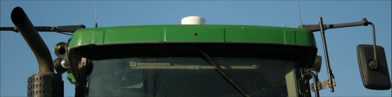 4 Montageanleitung GPS-Empfänger montieren 4 4.1 Montageanleitung GPS-Empfänger montieren GPS-Empfänger auf dem Dach eines Traktors HINWEIS GPS-Empfänger benötigt freie Sicht zum Himmel.