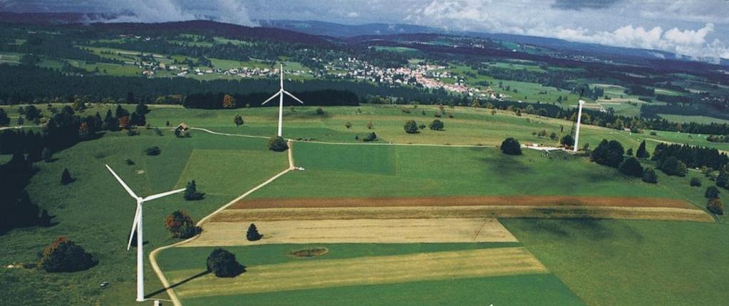 Windenergie im Kanton Bern Aktueller Stand und Wünsche zur Weiterentwicklung Windturbinen auf dem Mont Crosin Quelle: www.suisse-eole.