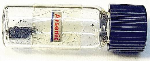 1 Mol Arsen in der Urtinktur 74,92159 g/l (lethale Dosis: 1 bis 3 mg/kg) = 10-60 6.