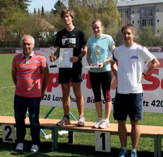 Bei der niederbayerischen Crosslaufmeisterschaft ging der Vizemeistertitel an die Mannschaft der Schülerinnen A mit Sofie Braun, Eva Lückhoff und Eva Meier.