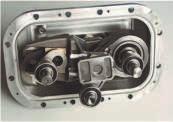in Aluminium/ Edelstahl GRINTA Getriebe in Aluminium/Edelstahl Rahmen mit
