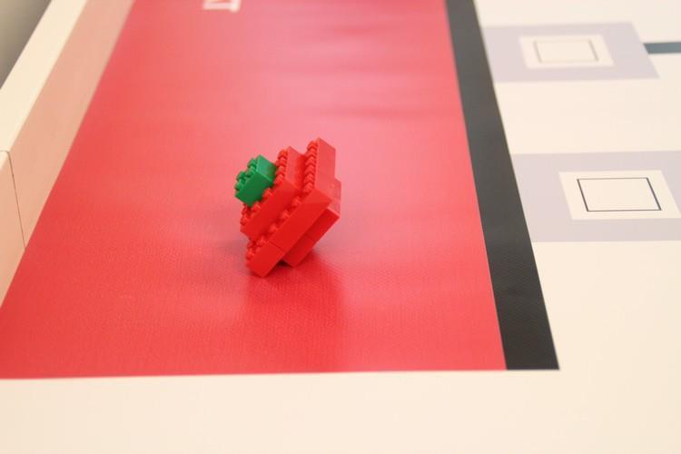 Ein LEGO-Block gilt als beschädigt, sobald sich ein LEGO-Teil komplett von den anderen