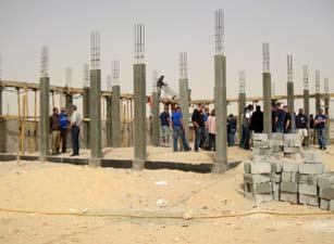Die Errichtung des Gebäudes wird durch die in Nouadhibou ansässige Firma TAHAR ETUDE ausgeführt.