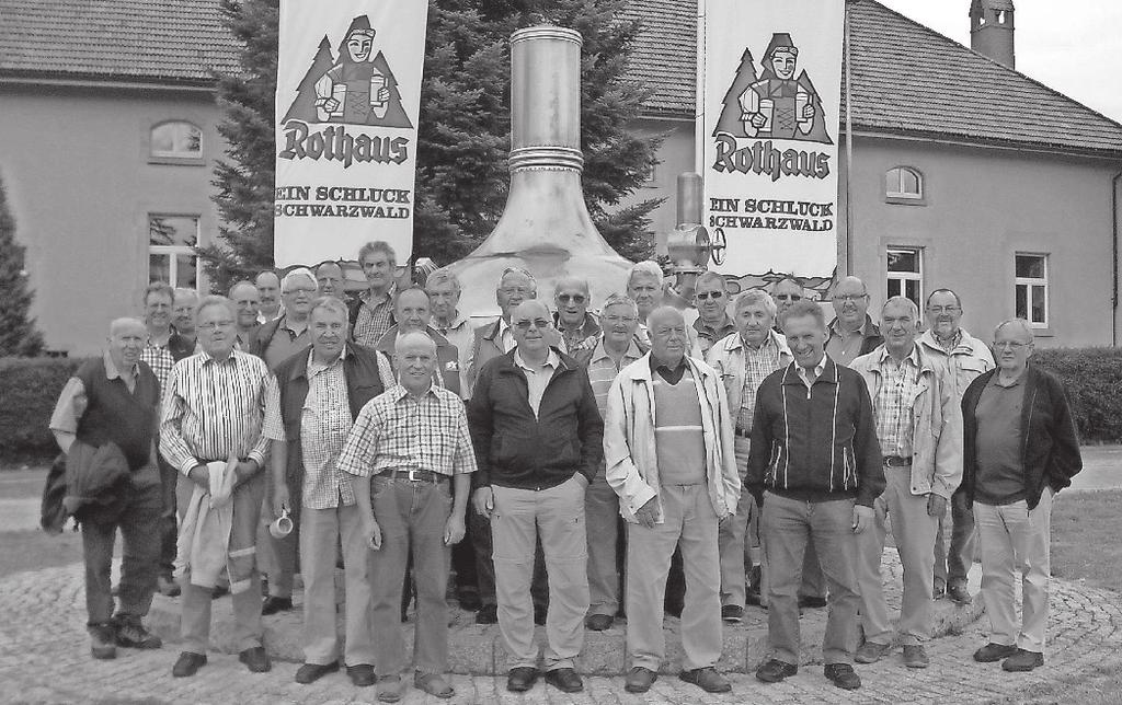 Feuerwehr Senioren auf Schwarzwald Tour Einen gemeinsamen und unterhaltsamen Ausflug unternahmen die Altersmannschaften der Feuerwehren Meersburg, Daisendorf und Stetten in den Schwarzwald.