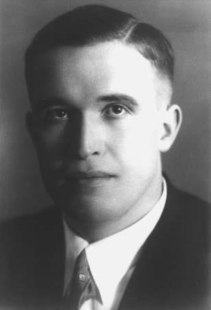 Reinhold war vom 20.4.1933 bis Weihnachten 1933 im KZ Heuberg und anschließend bis zum 20.3.1934 im Oberen Kuhberg inhaftiert. Nach seiner Freilassung betrieb er in Löchgau eine Schneiderwerkstatt.