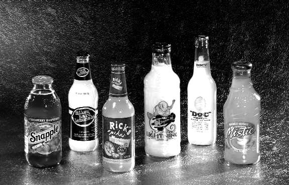10 Il Fiasco Mittelstufenseite Mittelstufenseite Alcopops Süßer Alkohol Alcopops so werden die Mixgetränke aus Spirituosen und Limonade genannt.