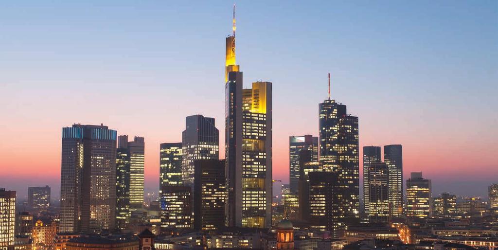 FRANKFURT BÜROINVESTMENT FRANKFURT Transaktionsvolumen & Rendite Der Frankfurter Büroinvestmentmarkt hat das Jahr 217 mit einem fulminanten Ergebnis beendet.