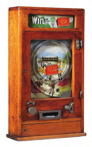 80 Branche Win a KitKat Oliver Whales of Redcar, Großbritannien, ca. 1950 Bei dem Win a KitKat handelt es sich um ein Geschicklichkeitsspiel in Form eines Kugelschleuderautomaten.