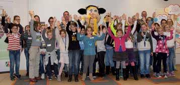 Oktober fanden sich 50 Schülerinnen und Schüler mit ihren Lehrerinnen und Lehrern und einigen El tern in der NUA in Recklinghausen ein, um an der Schülerakademie zur Ausbildung zu BNE-Scouts