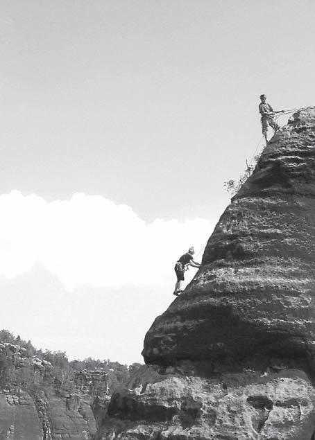 Editorial Während mancher zum moosigen Waldgeist im Großen Zschand pilgert, um sich bei seinem Misserfolg auch noch filmen zu lassen, gibt es auch noch die Kletterer, die ohne Menschenmassen das