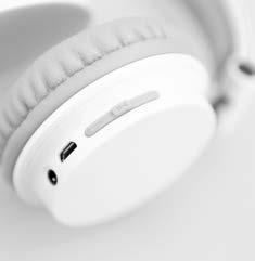 Integrierte Freisprechfunktion und Steuerungstasten am Kopfhörer