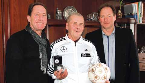 Qualifizierung Stützpunkttrainer: Gebhard Liesch 75 Jahre und kein bisschen müde DFB-Stützpunkttrainer Gebhard Liesch feierte am 22. Januar seinen 75. Geburtstag.