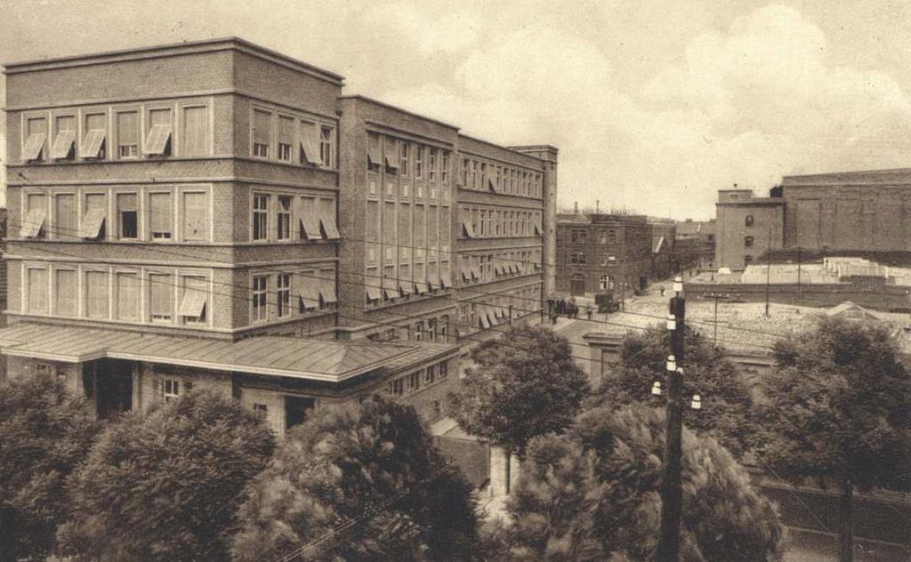 DAS WETTBEWERBSGEBIET Von besonderer Bedeutung für die weitere Besiedlung und Entwicklung des Bahnhofsgebiets war im Jahr 1899 die Ansiedlung der Linoleumwerke Nairn AG Bietigheim.