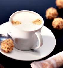 80 Cappuccino mit Milchschaum koffeinhaltig 2,50 Kaffeespezialitäten Milchkaffee koffeinhaltig