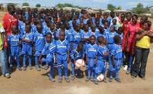 Darum ist Fußball ein wichtiges Element in den Don Bosco Bildungs- und Straßenkinderprojekten weltweit. Kinder und Jugendliche kommen in die Don Bosco Projekte, um Fußball zu spielen.