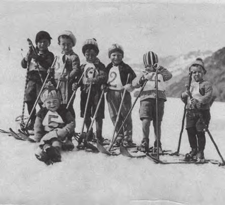 AUSSTELLUNG WARTHER SKIGESCHICHTE. Die Skigeschichte von Warth beginnt beim Pionier Pfarrer Johann Müller, der im Jahre 1894 die ersten Ski nach Warth brachte.