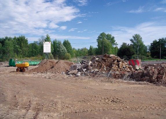 Die gesamte Ortschaft lag im Erweiterungsgebiet des Tagebaus Rösa und war wegen der geplanten Abbaggerung bereits vollständig ausgesiedelt.