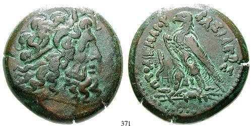295; Svoronos 1401. ss+ 100,- 370 Bronze 285-246 v.chr., Tyros. 70,44 g. Kopf des Zeus-Ammon r. mit Diadem / Adler l.