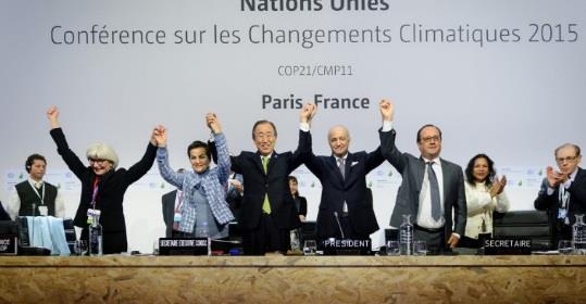 Hoffnungssignal und guter Rahmen: Pariser Klimaabkommen 100