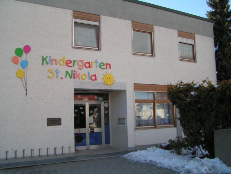 Kindergarten St. Nikola Träger: Kindergarten St. Nikola Pfarrei St. Peter St. Nikola 14 Pointstr.