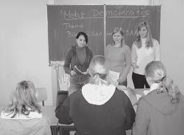 DER NEUE RUF Seite 9 Mehr Demokratie in Harburgs Klassenzimmern Politik: Wie können wir mitentscheiden? (pm) Sinstorf. Wie können wir mitentscheiden, was in der Politik geschieht?