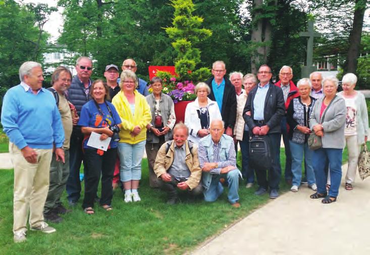 Fachberater-Tour zur Landesgartenschau Bad Lippspringe Auf Einladung des Stadtverbandes unternahmen die Fachberater der Essener Vereine am 13.