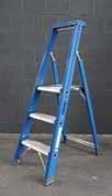 Die Premium-Leitern können mit dem Tele-X oder Laddergrip ausgestattet werden. Beide Produkte sind seit 2009 von der ASC-Gruppe patentiert.