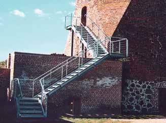 Die weiteren Planungen betreffen: Das Gesamtgelände der Burganlage von Löcknitz soll in mehreren Schritten saniert werden und der Gemeinde damit weitere wichtige Impulse zur touristischen Entwicklung