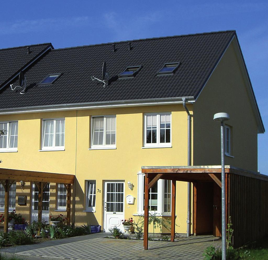 8 Immobilienmarkt aktuell Potsdam Strausberg I n der Landeshauptstadt entstehen zahlreiche neue Eigenheime.