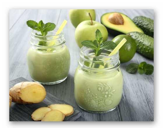 Avocado-Ingwer-Smoothie Zutaten für 2 Gläser 1 reife, weiche Avocado Saft einer 1/2 Limette 1 Apfel (grün) 1 Schreibe Ingwer (ca.