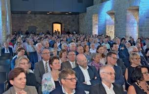 Wilfried Woop, Vorsitzender der Bezirkszahnärztekammer (BZK) Pfalz, zeigte sich bei der Begrüßung erfreut darüber, dass sich auch in diesem Jahr wieder so viele Gäste und Ehrengäste nicht nur aus der