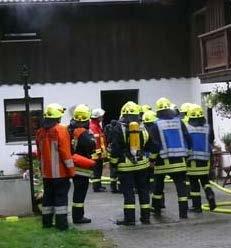 Inn den Jahresbericht präsentieren. Die Feuerwehr Töging a. Inn kann derzeit auf 23 Kameraden zurückgreifen, wenn es heißt Brände unter Atemschutz zu bekämpfen.