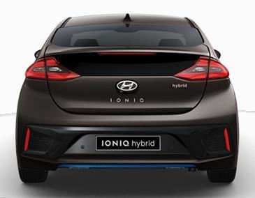 So erkennen Sie den IONIQ Hybrid Allgemeines Der Hyundai IONIQ, ein fünftüriges Fahrzeug mit Fließheck und einem speziell für Fahrzeuge mit alternativem Antrieb entwickelten Fahrwerk, ist als