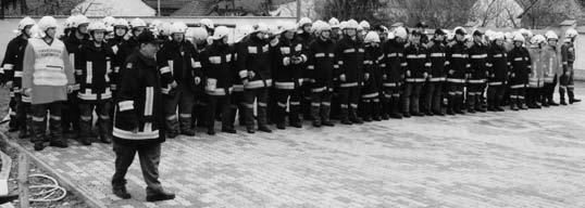 Vom 30. August bis 1. September fand das alljährliche Feuerwehrfest in der Halle der Familie Ebermann statt. 2003 Am 25. Jänner führten wir eine Feuerlöscher-Überprüfung durch.