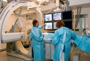 Hohe Bildqualität steigert Patientensicherheit im neuen Angiographie-OP Geringere Strahlenbelastung für Patienten Die Behandlung von Gefäßerkrankungen kann dank eines im November 2007 in Betrieb