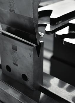 CNC-Biegen Wir kanten Ihre Blechteile mit modernster CNC-Technik.