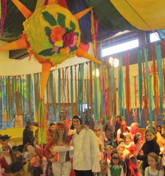Berichte aus Kindergär ten und Schulen Familienfasching Gran Fiesta Latina! So hieß es beim diesjährigen Familienfasching des Kindergartens St. Georg.