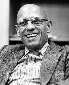 Michel Foucault (1926 1984): Wissen»Das Wort Wissen wird also gebraucht, um alle Erkenntnisverfahren und -wirkungen zu bezeichnen, die in einem bestimmten Moment und in einem bestimmten Gebiet