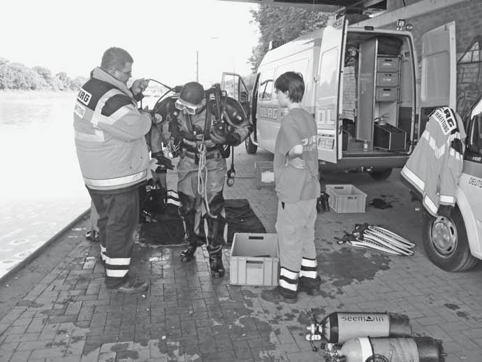 Einsatzwesen DLRG-Einsatz DEK Münster 22.08.2009 15:28 Einsatzalarm für die DLRG Münster! Person im Gewässer meldet die Feuerwehr Münster.