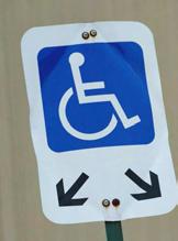 Der Bus-Verkehr zu den Einrichtungen für behinderte Menschen wird besser gemacht. In Luxemburg gibt es Werkstätten für behinderte Menschen. Wohn-Heime für behinderte Menschen.
