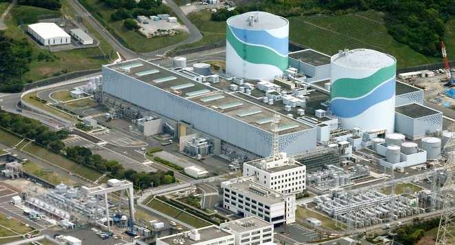 (3) Aktueller Stand Das Ende der atomkraftfreien Zeit Der Betrieb zweier Reaktoren wurde in Sendai wieder