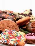 Risikobewertung. Die EFSA entwickelte theoretische Expositionsszenarien auf der Basis europäischer Verzehrzahlen für Kekse und Schokolade und der gemeldeten Werte für den Grad der Verunreinigung.