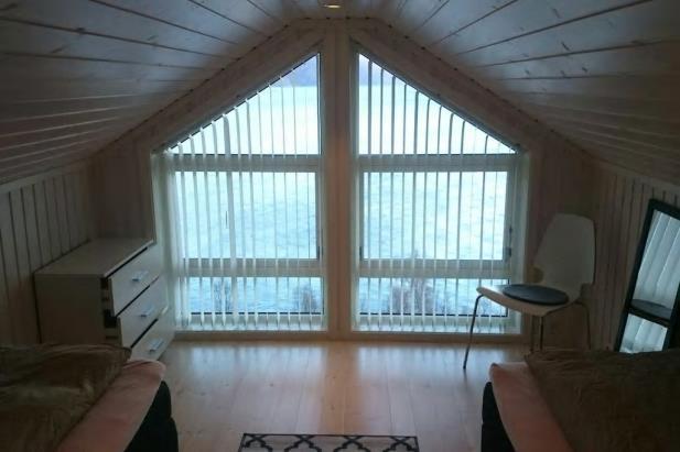 Geräumige Schlafzimmer mit bequemen nordischen Betten garantieren für einen erholsamen Schlaf Wir kochen gemeinsam