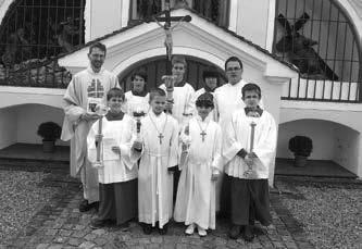 Erstkommunion in Neresheim Am Weißen Sonntag, dem 15.04.2012 feierten 24 Kinder die Erste heilige Kommunion in der Stadtpfarrkirche Mariä Himmelfahrt in Neresheim.