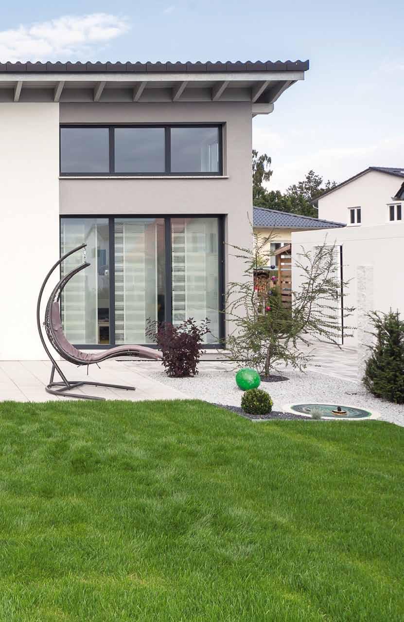 ein moderner bungalow in grau und weiss lebensqualität