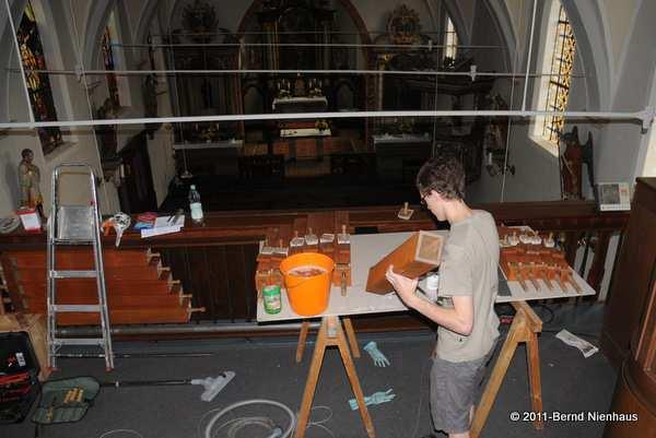 Reinigung der Pedalpfeifen Daten zur Orgel in Oberkrüchten Stand 1.7.